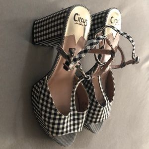 Size 12 Never worn Circus by Sam Edelman